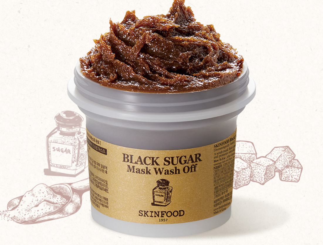 Pourquoi le Black Sugar Mask Wash Off de SKINFOOD est-il un incontournable de la K-Beauty ? : Découvrons-le ensemble avec Piyonna